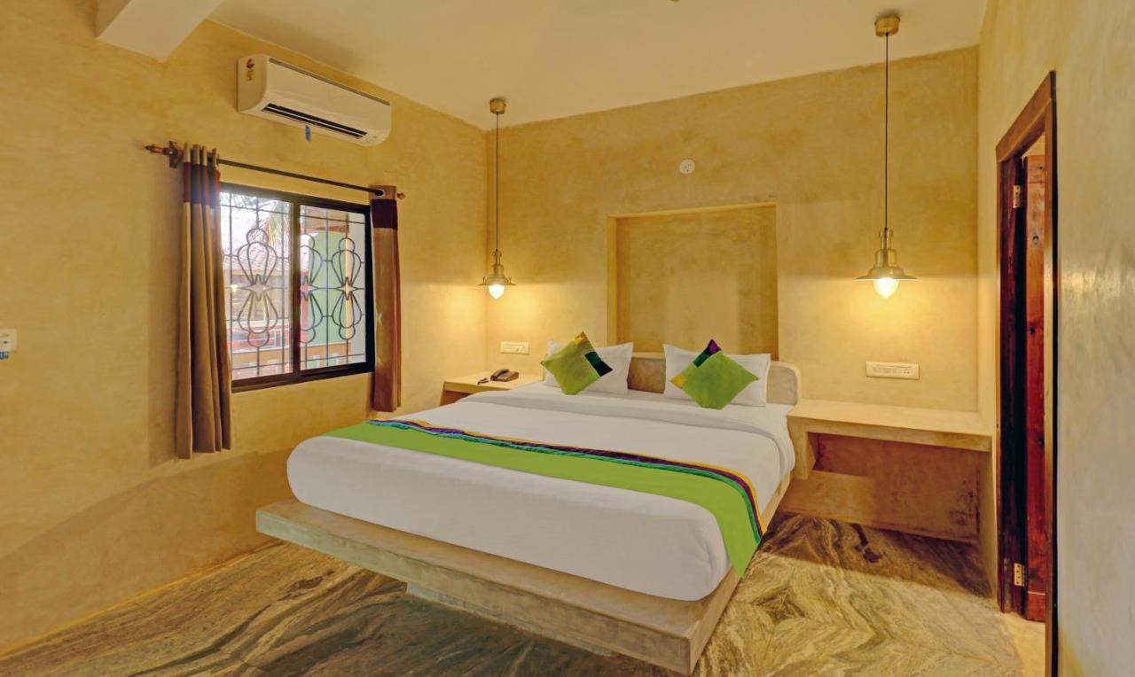 Treebo Morjim Banyan Resort Ngoại thất bức ảnh