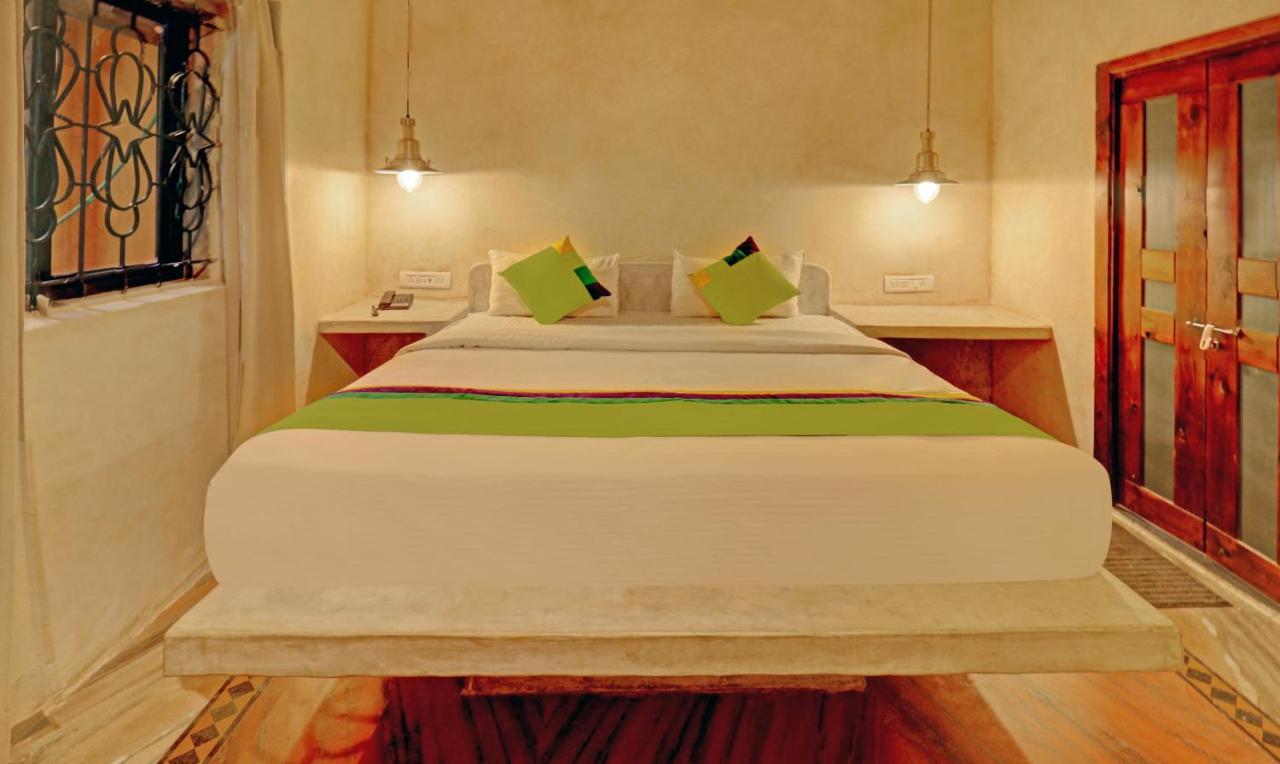 Treebo Morjim Banyan Resort Ngoại thất bức ảnh